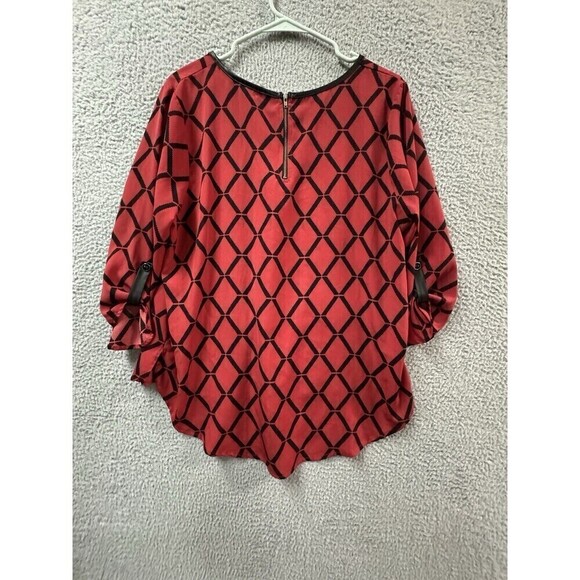 Signature Studio Shirt Womens L Red Black Colorful Relaxed Lightweight Top - Picture 7 of 11